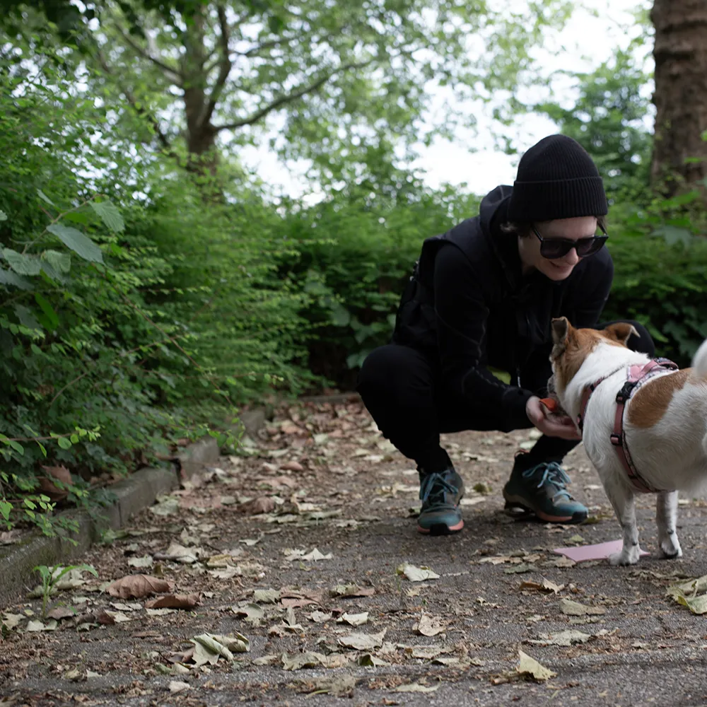 Regina und Hündin Smilla – Hundetraining Stuttgart & Ludwigsburg & online